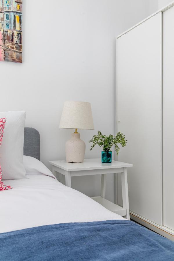 Apartamento Junto A Gran Via Мадрид Екстер'єр фото